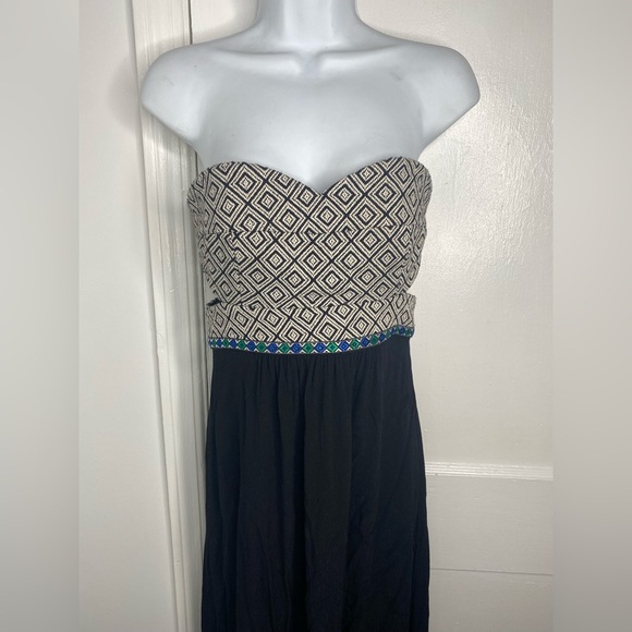 Lovers + Friends Black and White  Chevron Design - Picture 3 of 10